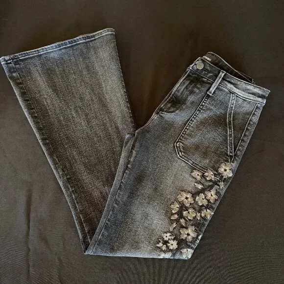 Driftwood Farrah Embroidered Flare Jeans Sz 27